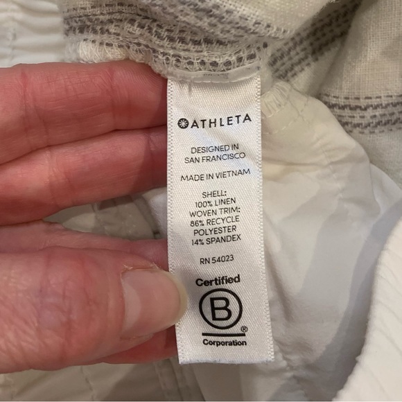 Athleta Bali white 100% linen pull on cropped pants with grey pinstripes - Picture 5 of 6